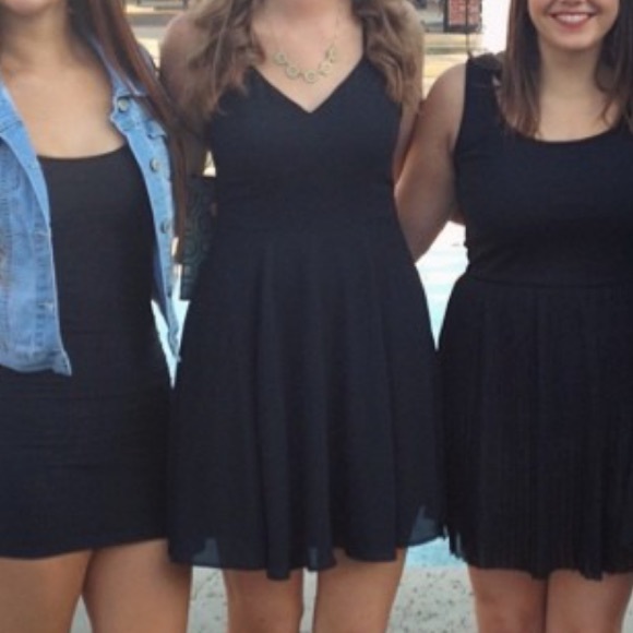 Black Express dress - Picture 1 of 5